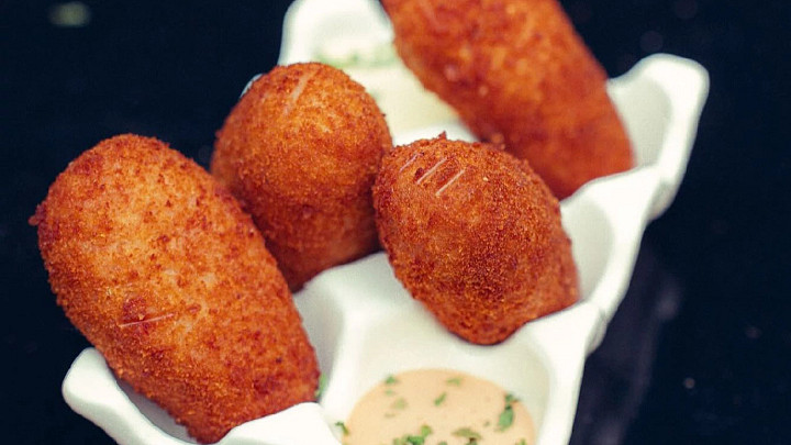 Ham or spinach croquetas at Rhumba Rum & Cigar Lounge 