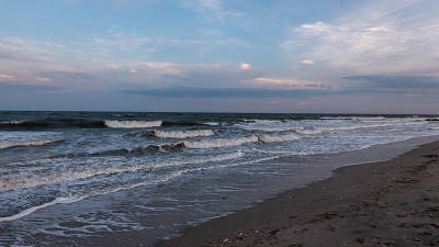 low waves on the beach